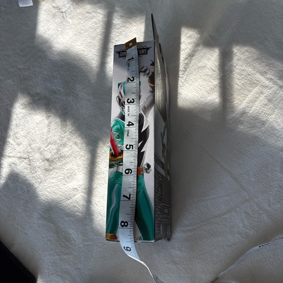 POWER RANGERS DINO FURY 6-INCH ACTION FIGURE
NEW IN BOX - Picture 4 of 5